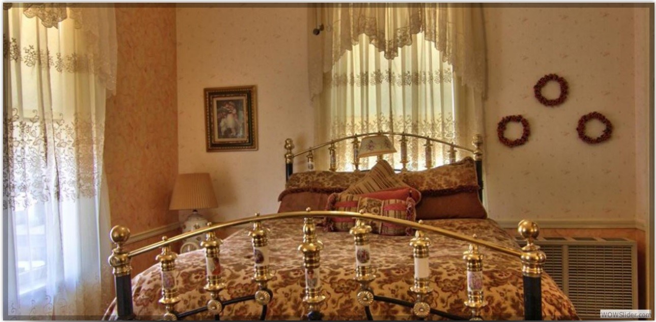 Country Victoriana Style B&B Room Luxury Bed & Breakfast Accommodations Georgetown CA